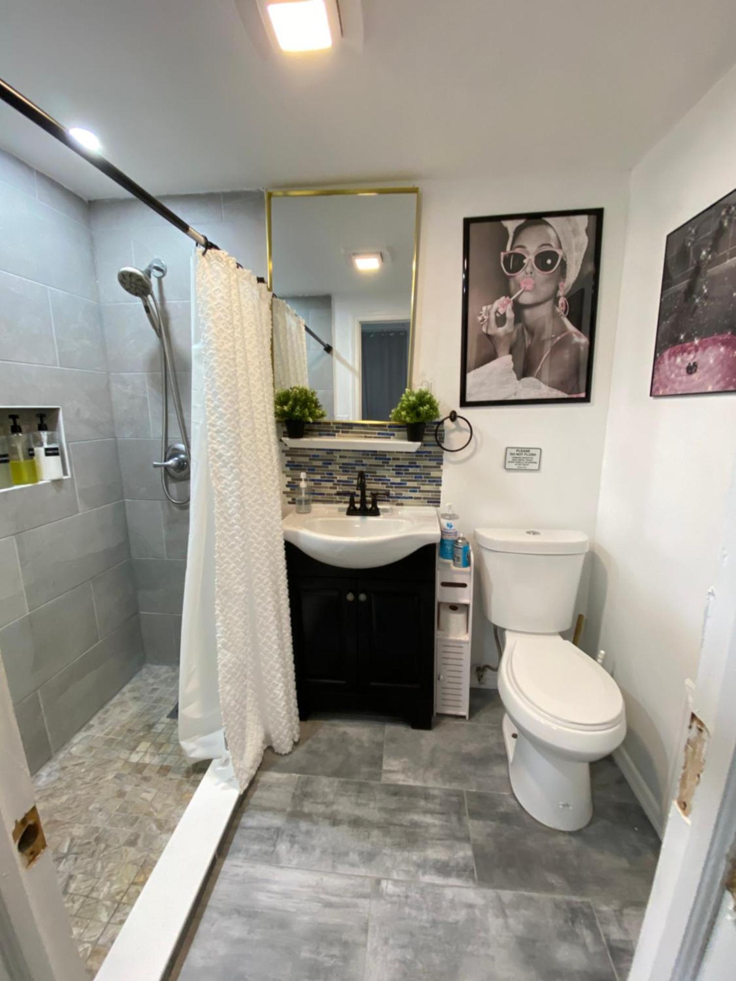 Private A-villas House West New York